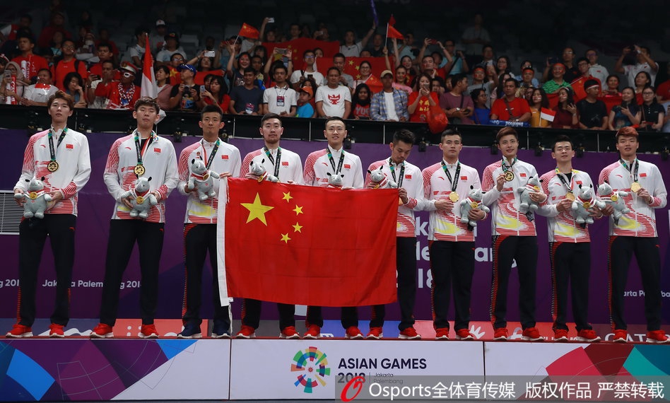 亚运羽球男团颁奖仪式
