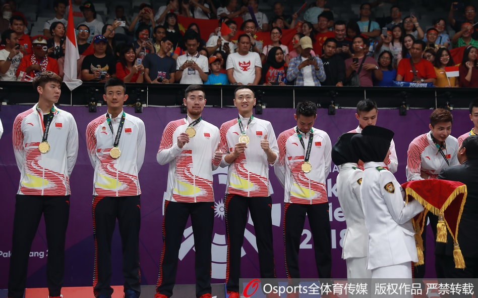 亚运羽球男团颁奖仪式