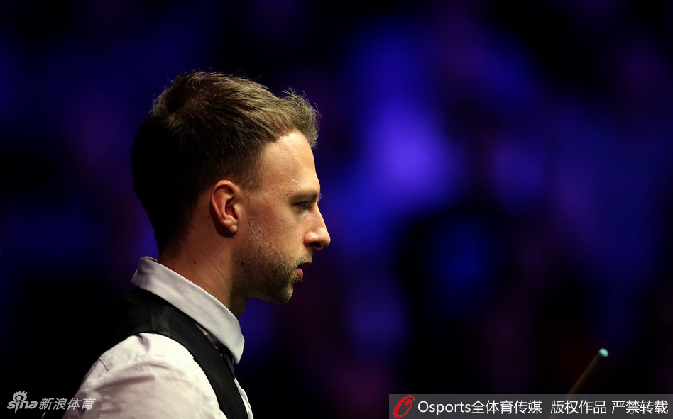 大师赛小特6-4罗伯逊进决赛