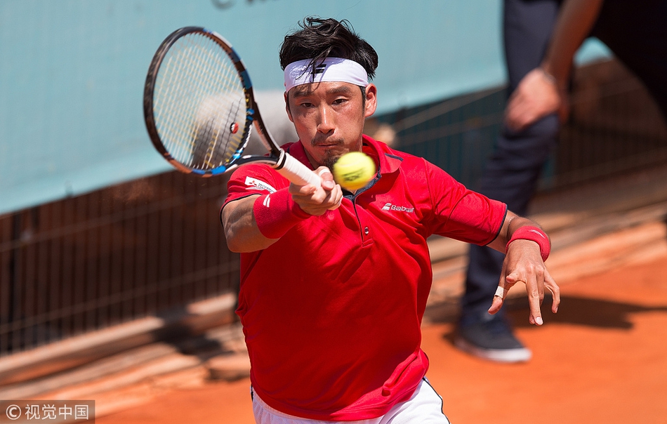 马德里科尔什雷伯2-0杉田佑一_高清图集_新浪网