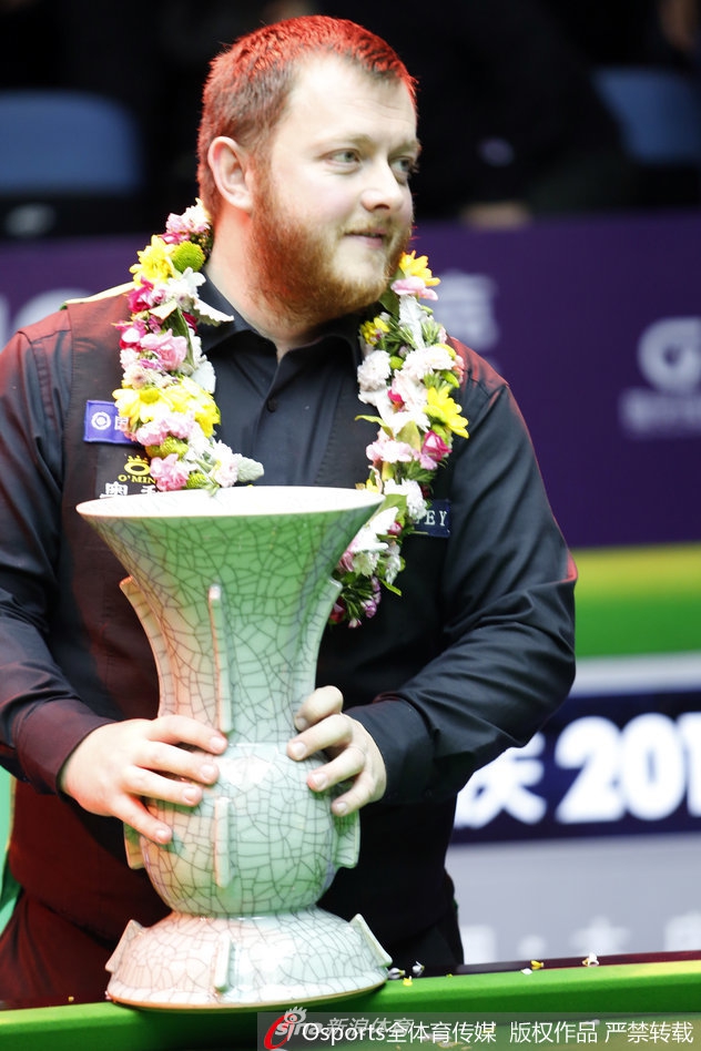 2018斯诺克国锦赛颁奖仪式