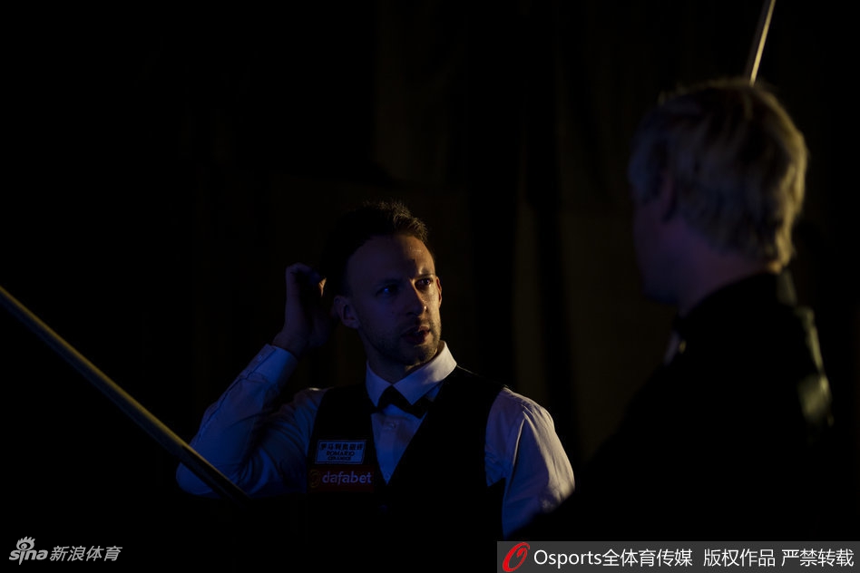 大师赛小特6-4罗伯逊进决赛