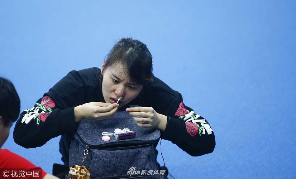 傅园慧参加短池世锦赛测试赛