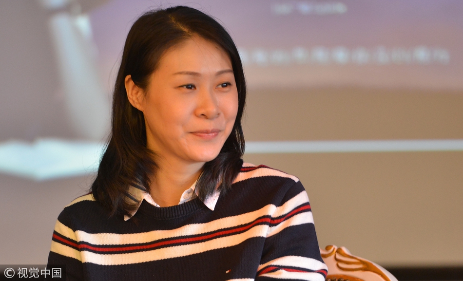 赵蕊蕊出席新书签售会