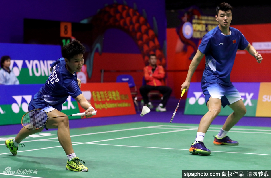 港羽赛黄东萍／王懿律进决赛