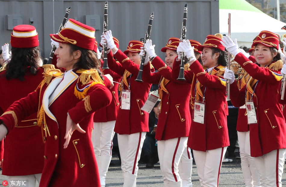 1 17 当地时间2018年2月8日,韩国江陵,2018平昌冬奥会朝鲜代表团