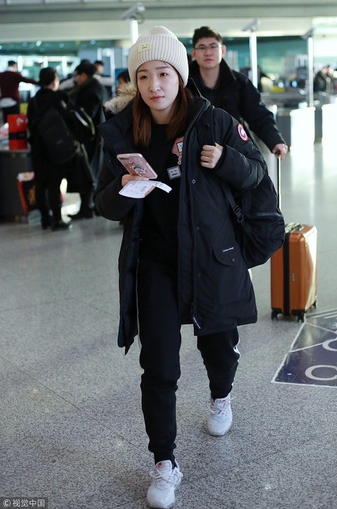 刘诗雯接连两日现身首都机场