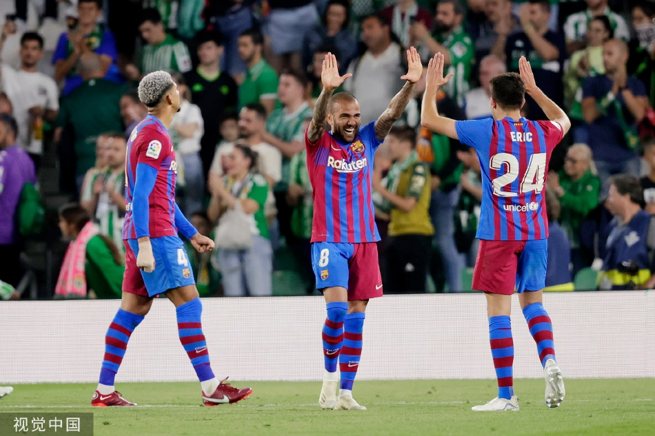 [西甲]巴萨2-1贝蒂斯