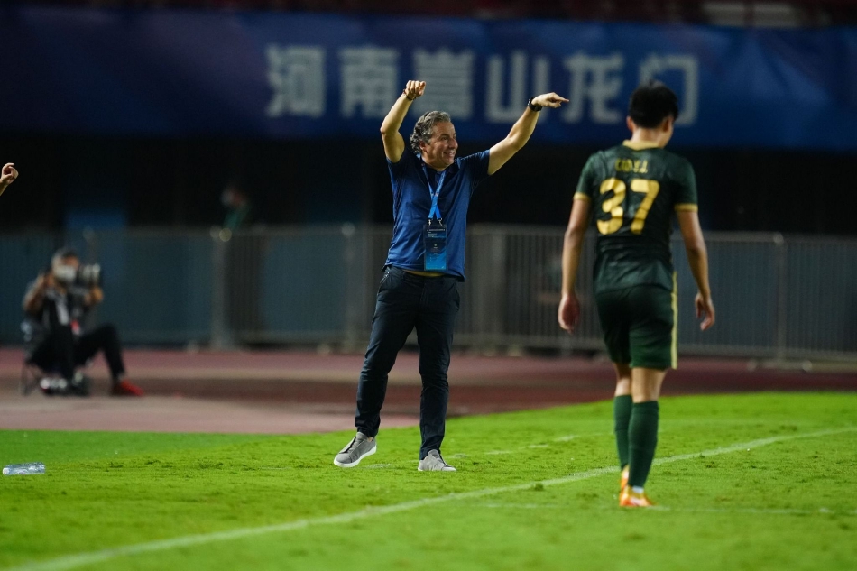 新浪体育直击河南3-0国安