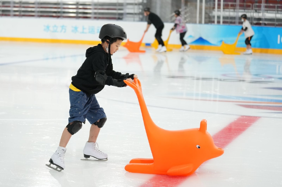 国家游泳中心正式开启“水冰双驱”新模式