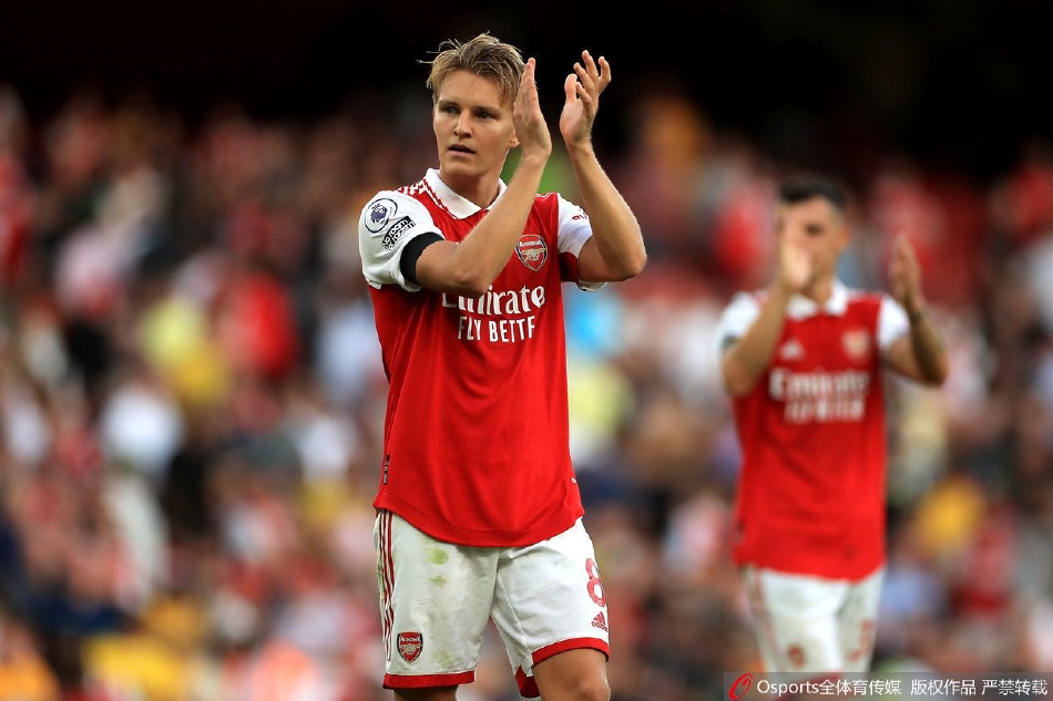 [英超]阿森纳2-1夺4连胜