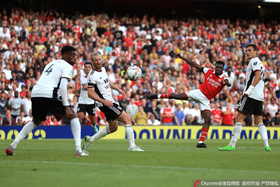 [英超]阿森纳2-1夺4连胜