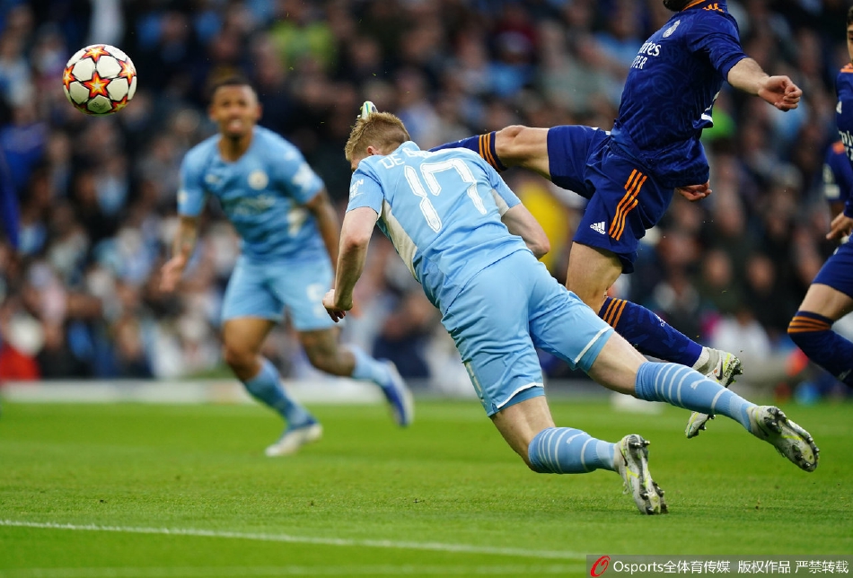 [欧冠]曼城4-3险胜皇马