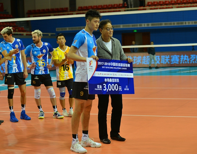 詹国俊获得本场最佳