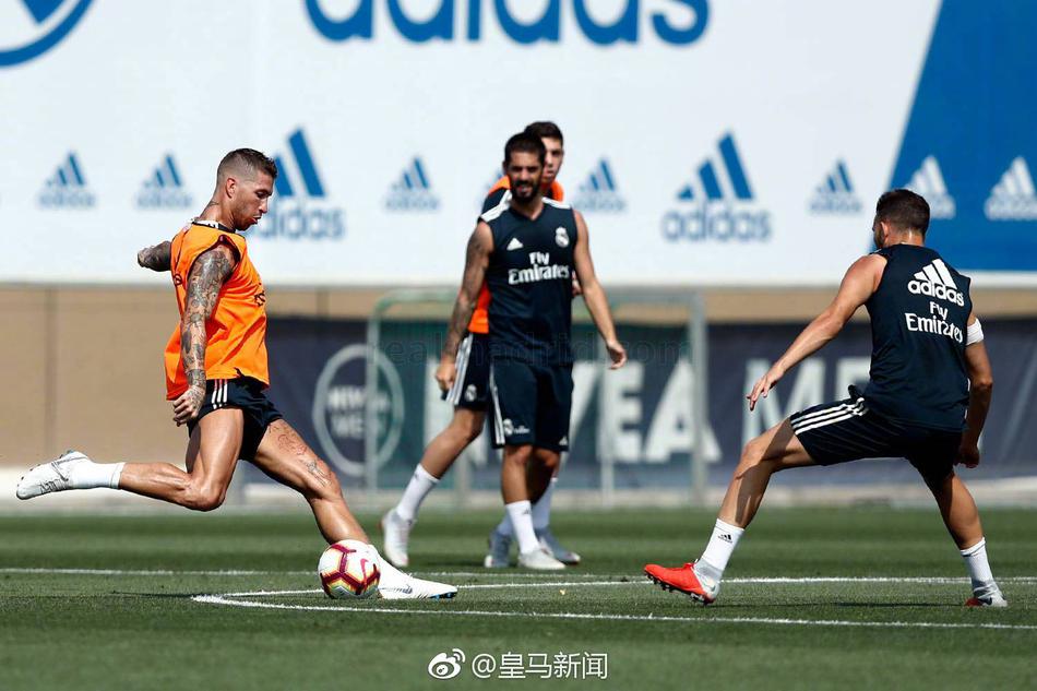 皇马全队训练备战西甲比赛