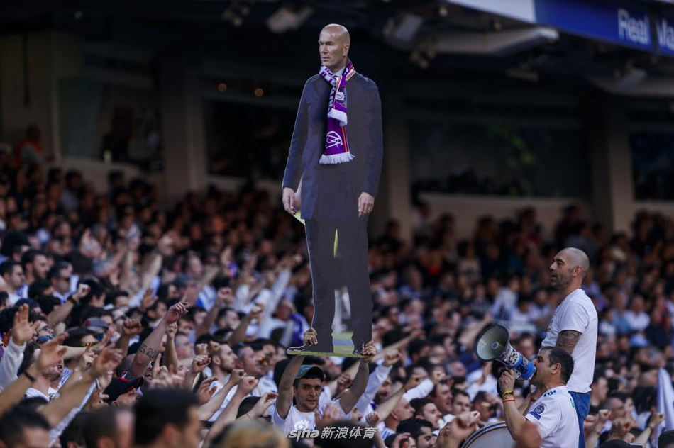 齐达内重回皇马