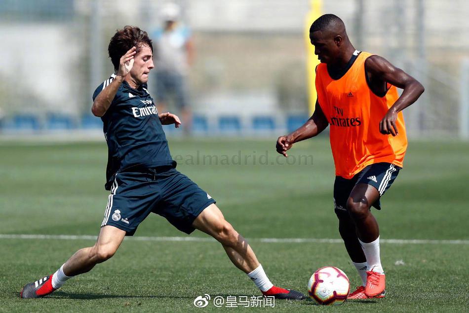 皇马全队训练备战西甲比赛