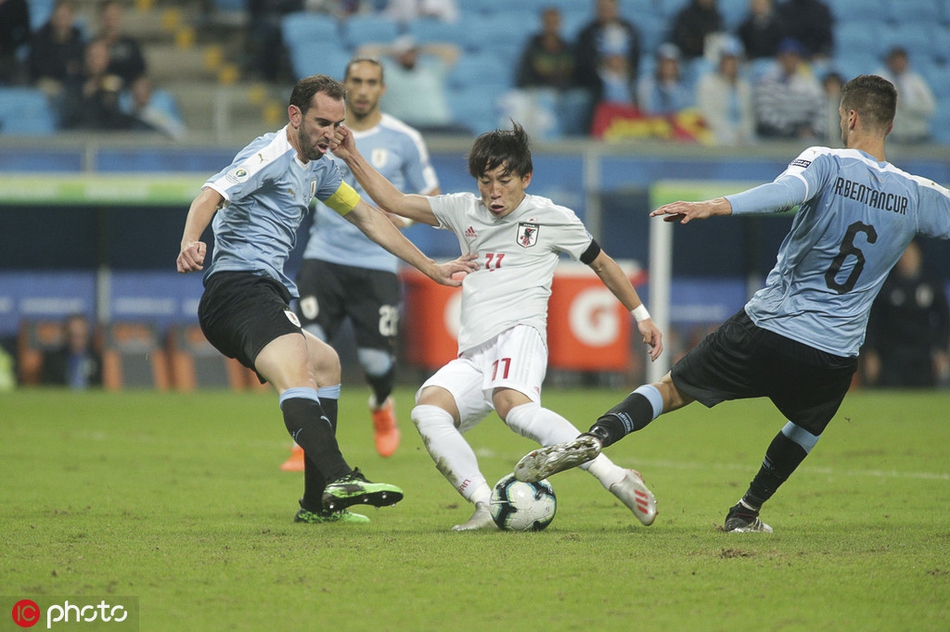 美洲杯-苏神破门 日本2-2战平乌拉圭