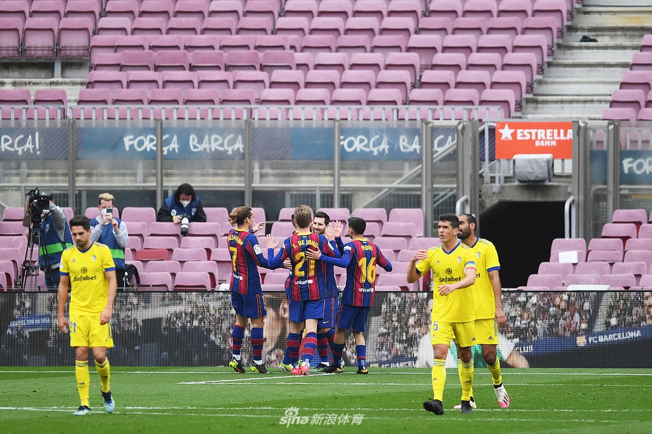 【西甲】巴萨1-1加的斯