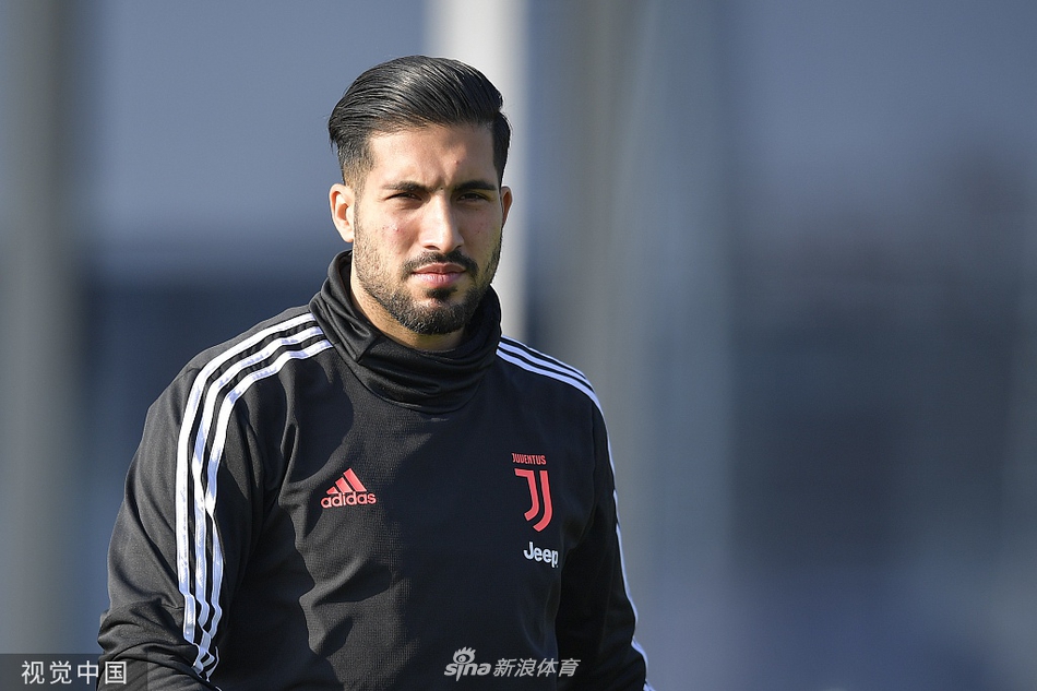 专心的男人最帅！看C罗如何认真训练