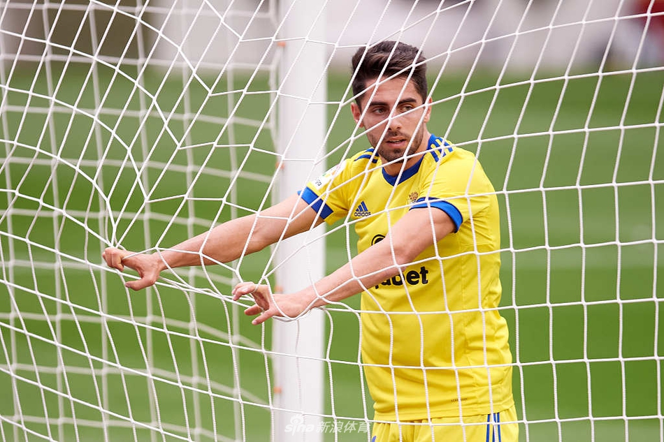 【西甲】巴萨1-1加的斯