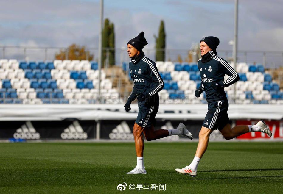 皇马三员大将回归训练