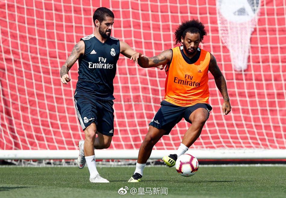 皇马全队训练备战西甲比赛