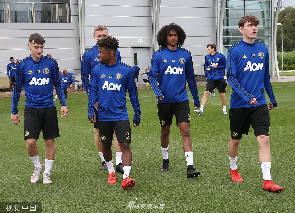 有谁吃胖了没？曼联球员归队备战