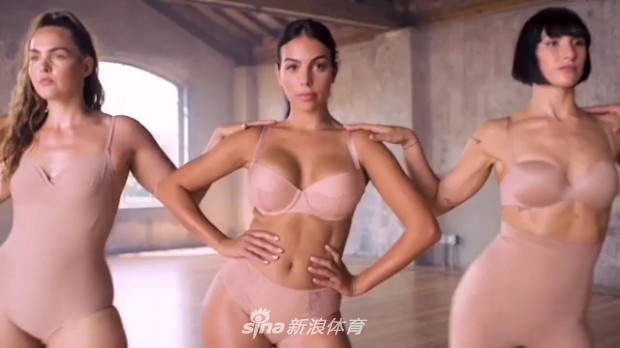 C罗女友性感内衣热舞！这谁能顶得住啊