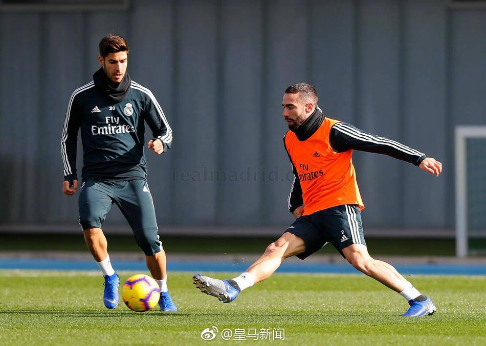 皇马三员大将回归训练