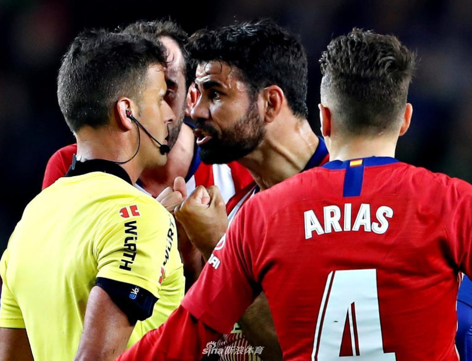 科斯塔怒喷裁判