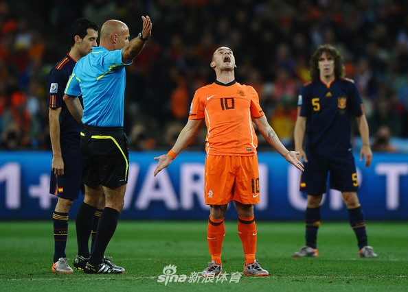 决赛饮恨输给西班牙