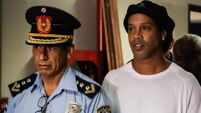 小罗出狱了！支付160万美元保释金