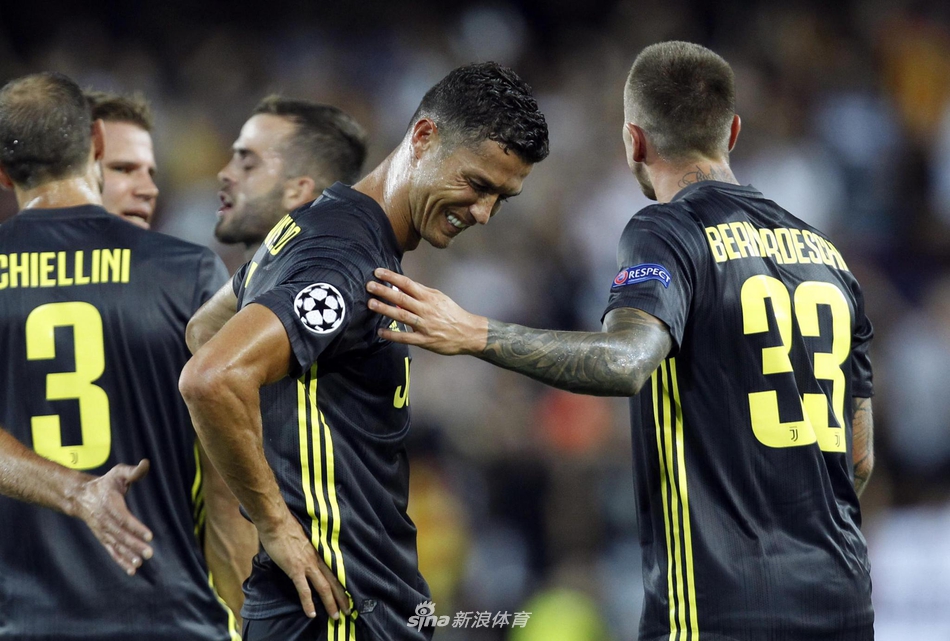 壕！C罗送尤文每人一台iMac 背后原因有点心酸