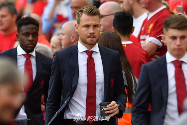 米尼奥莱拥有法学和政治学的双学位