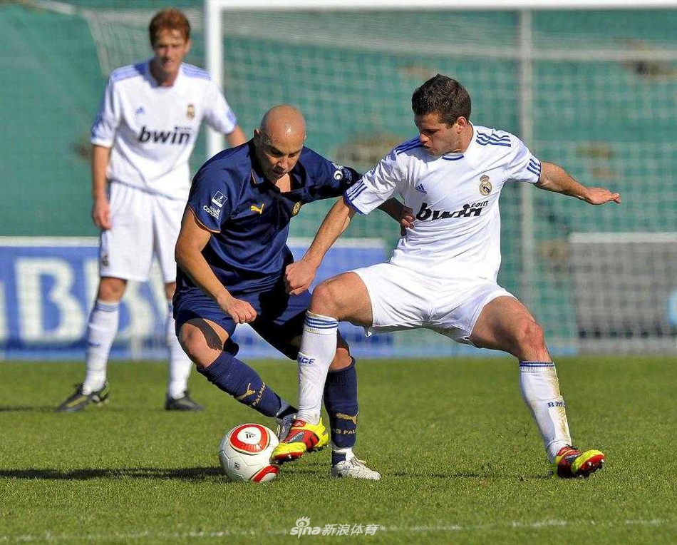 纳乔堪称皇马防线的万金油