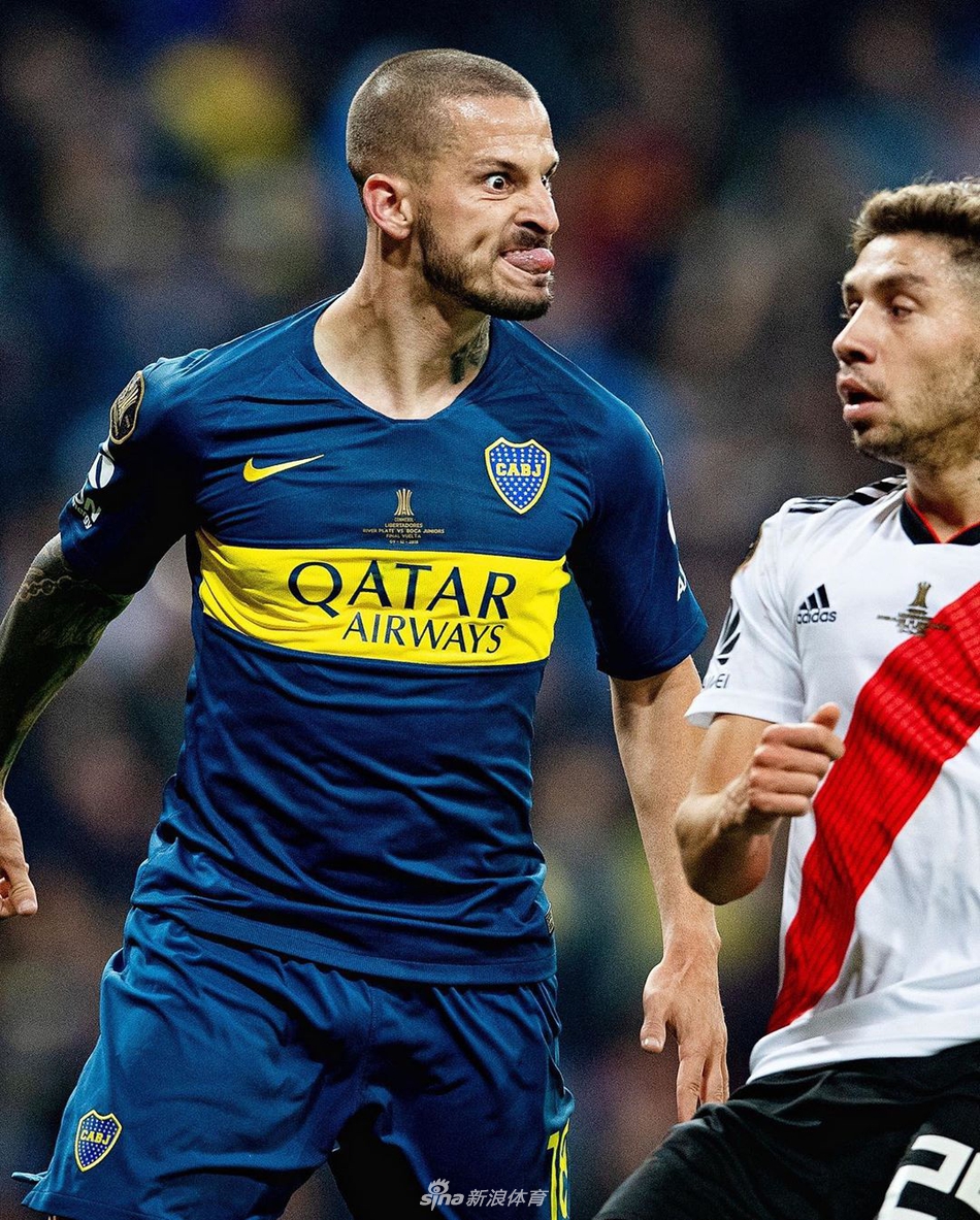 笑喷！球星们踢球还贡献表情包