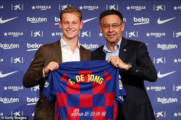 中场德容,6500万