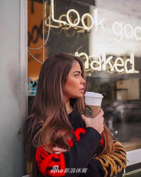 野性诱惑！西班牙美女主播火辣身材