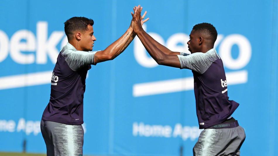 巴萨训练备战西超杯 梅西苏神脸上笑开花