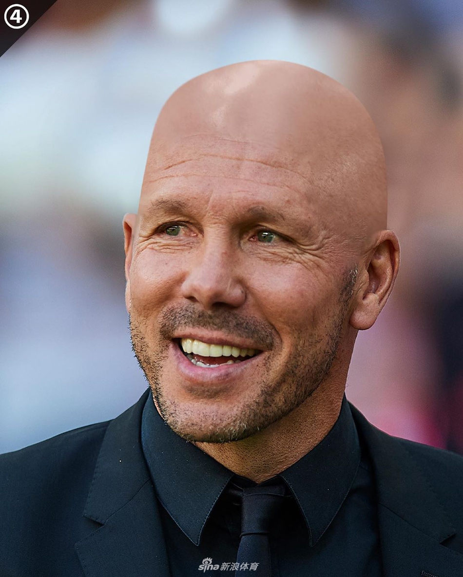 当足坛教练们都换成光头