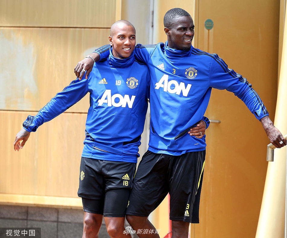 有谁吃胖了没？曼联球员归队备战