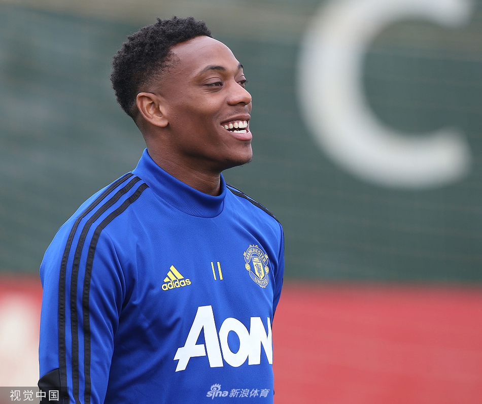 有谁吃胖了没？曼联球员归队备战
