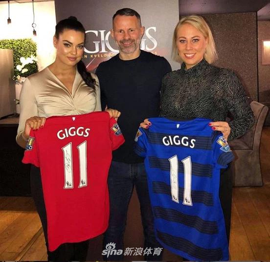 美女名模爱曼联！吸粉上万人