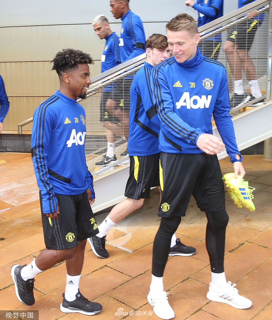 有谁吃胖了没？曼联球员归队备战