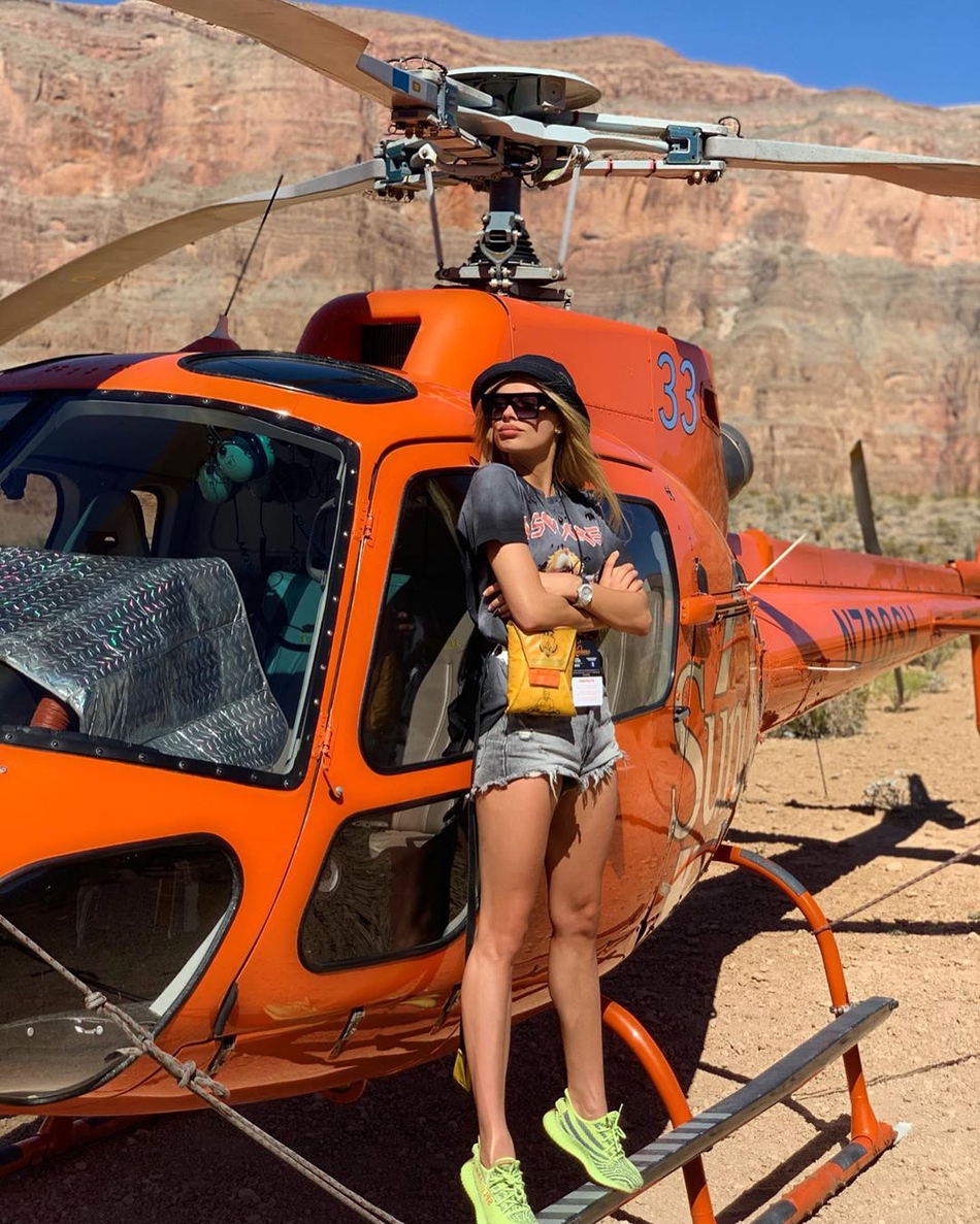 虐死单身狗！曼城妖人花式秀恩爱