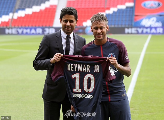 第8名：内马尔，3.06亿