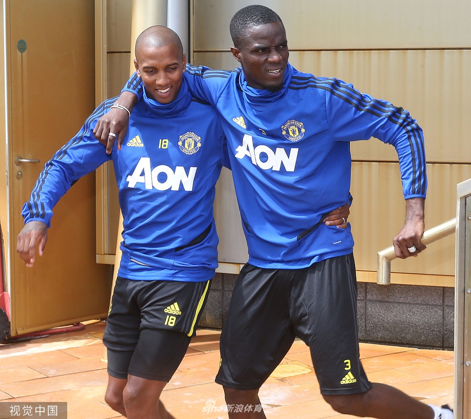 有谁吃胖了没？曼联球员归队备战