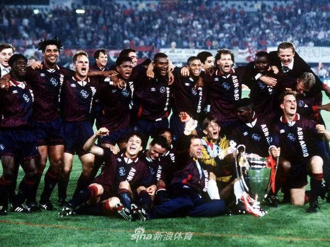 第6名：阿贾克斯4次