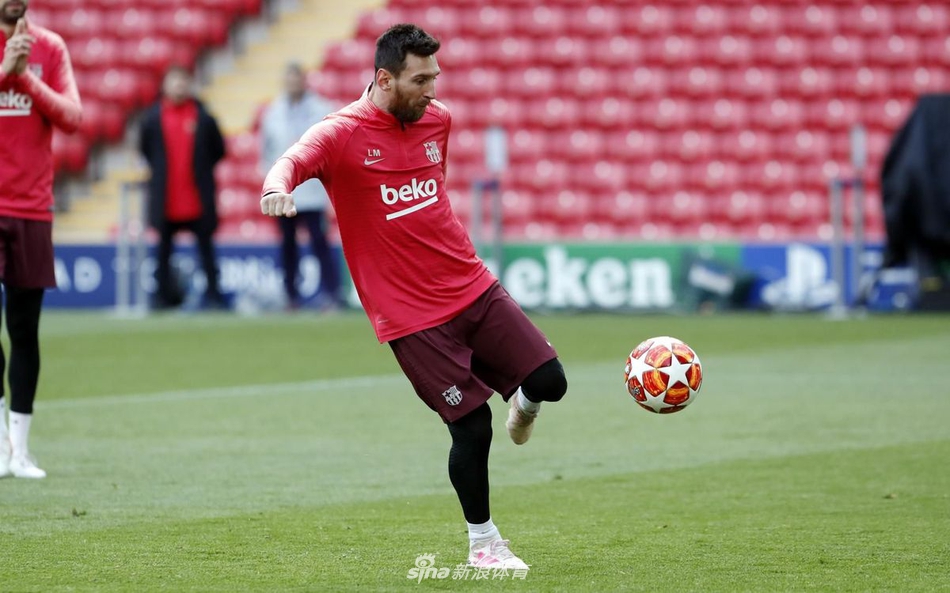 巴萨备战利物浦 梅西又干这事了